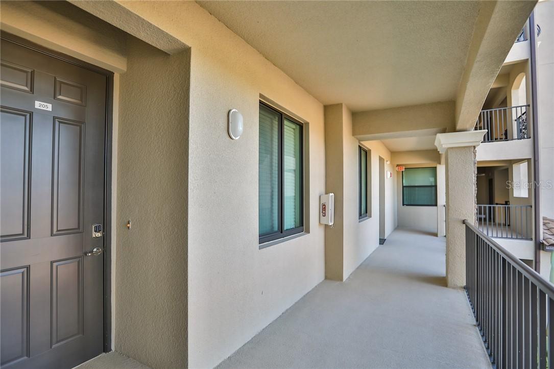 16804 Vardon Ter. #205, Bradenton, FL 34211