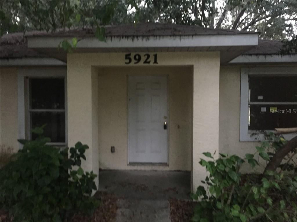 5921 12th St., Bradenton, FL 34203