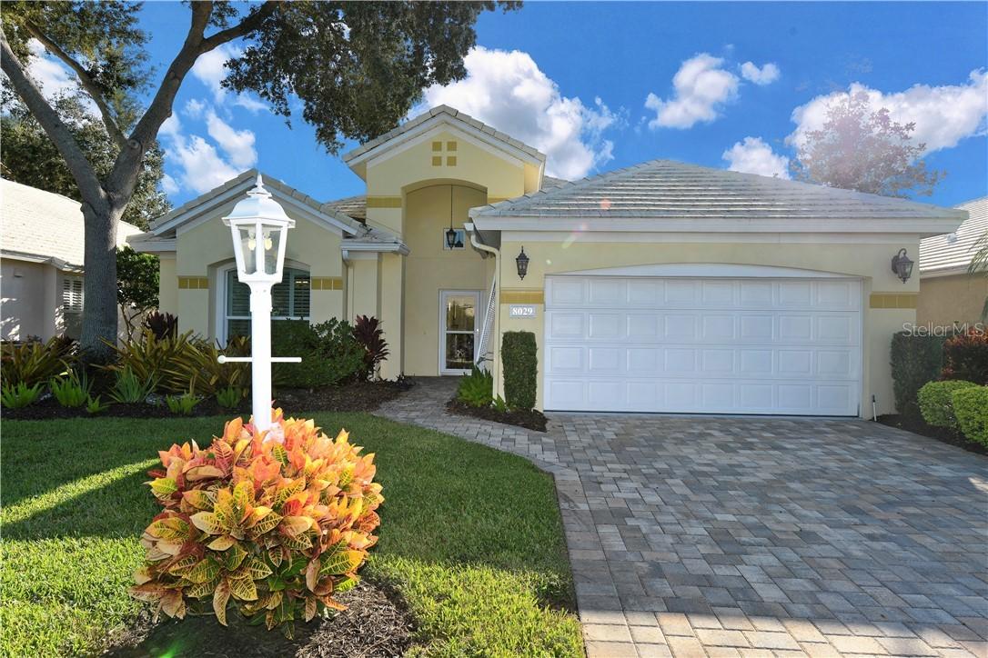 8029 Hampton Ct., University Park, FL 34201