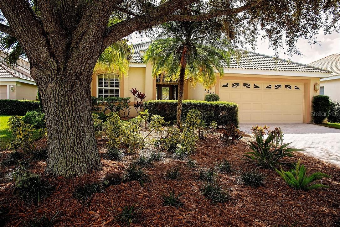 6512 Westward Pl., University Park, FL 34201