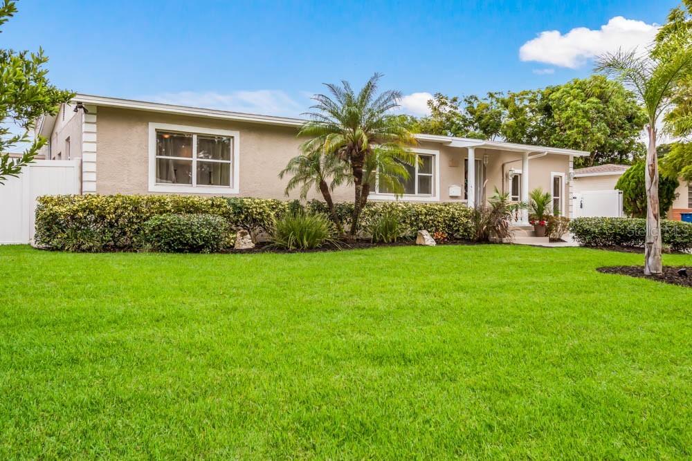 3656 Abington Ave., St Petersburg, FL 33711