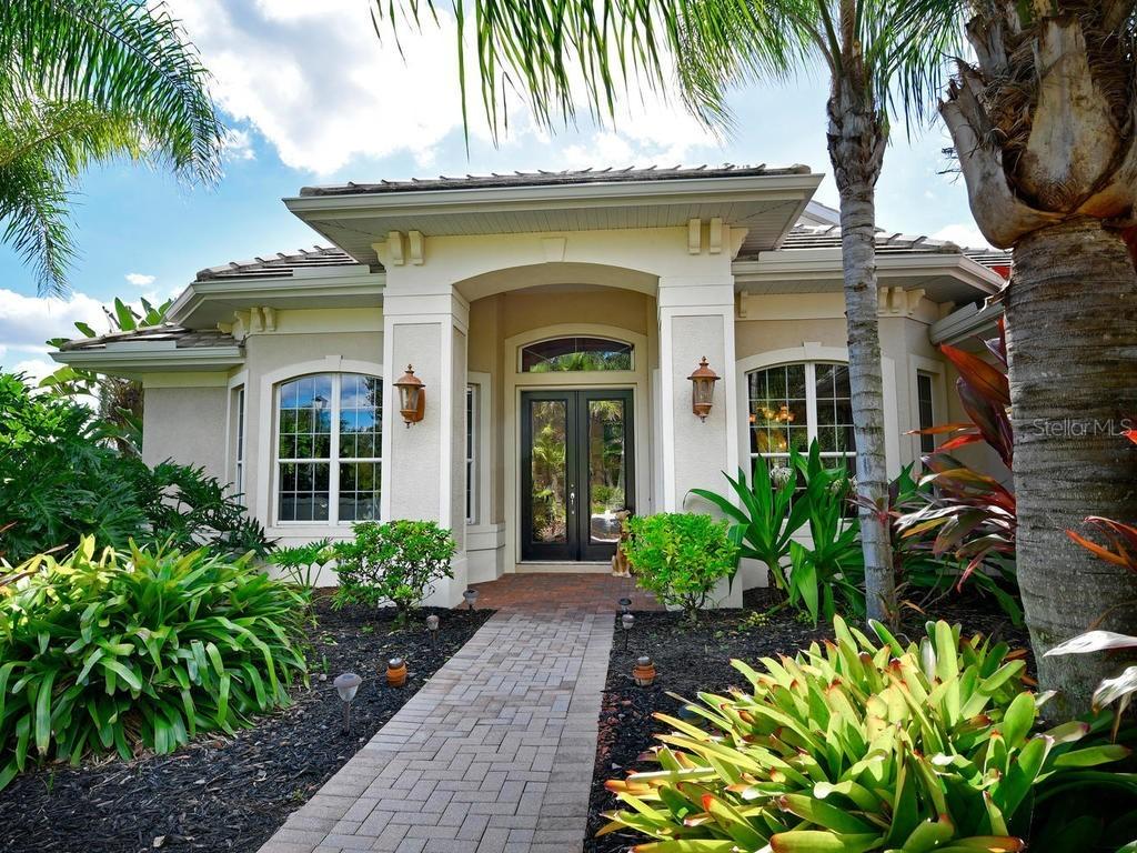 16728 NE 4th Ave., Bradenton, FL 34212
