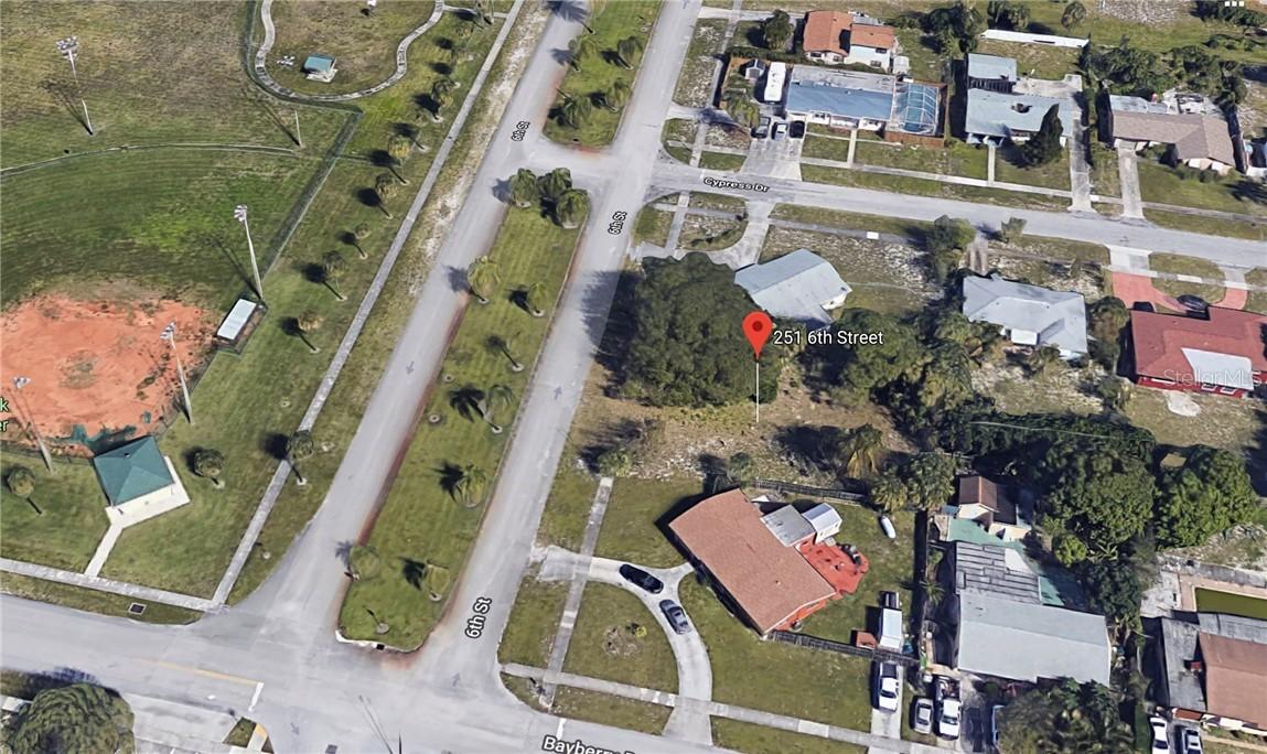 251 6th St., Lake Park, FL 33403