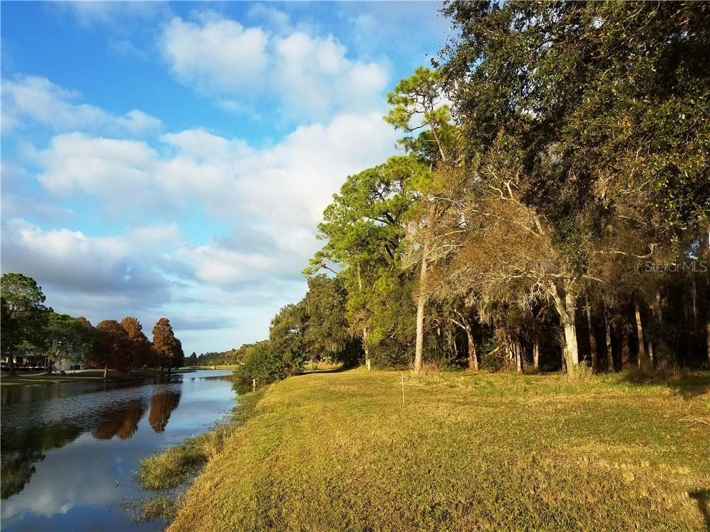 9299 98th Ave., Seminole, FL 33777