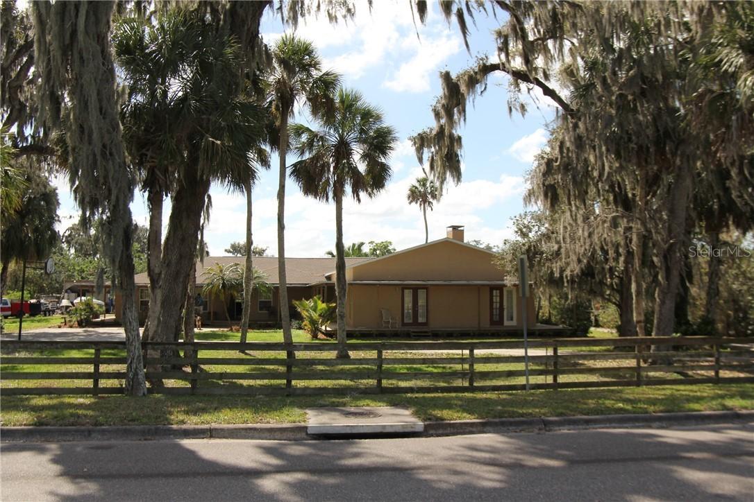 2409 E 29th St., Palmetto, FL 34221