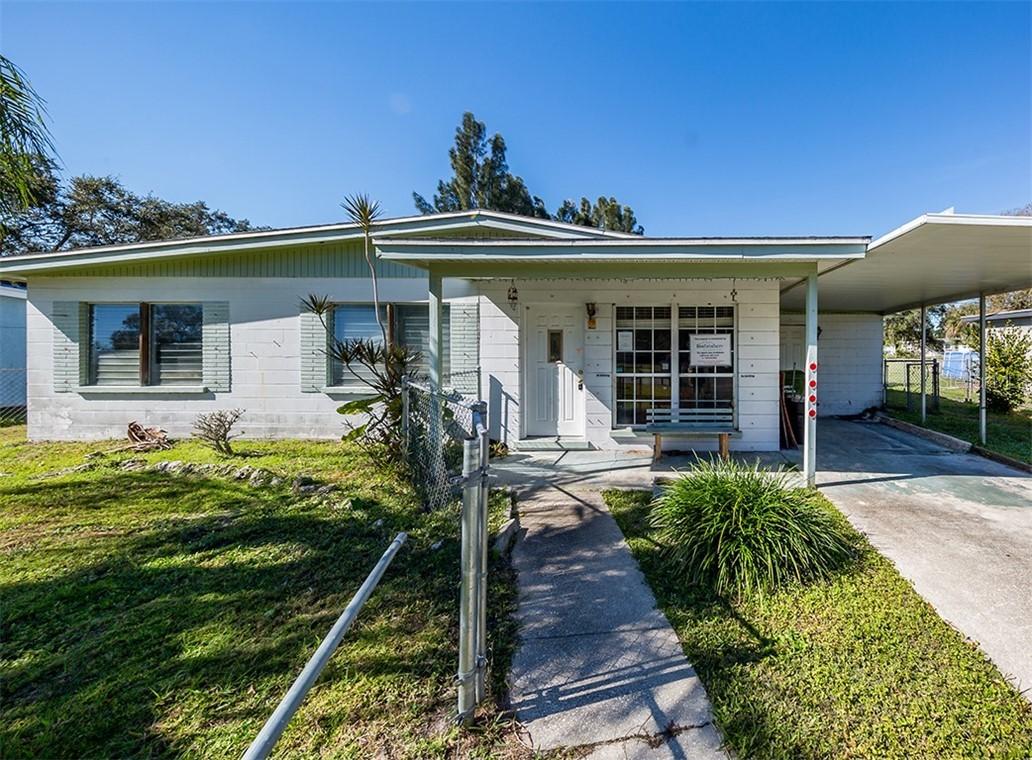 236 W Cornelius Cir., Sarasota, FL 34232