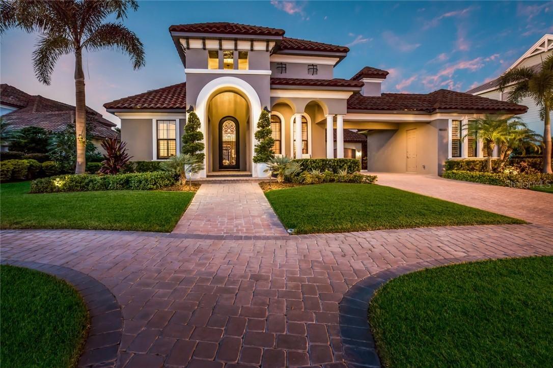 512 Mast Dr., Bradenton, FL 34208