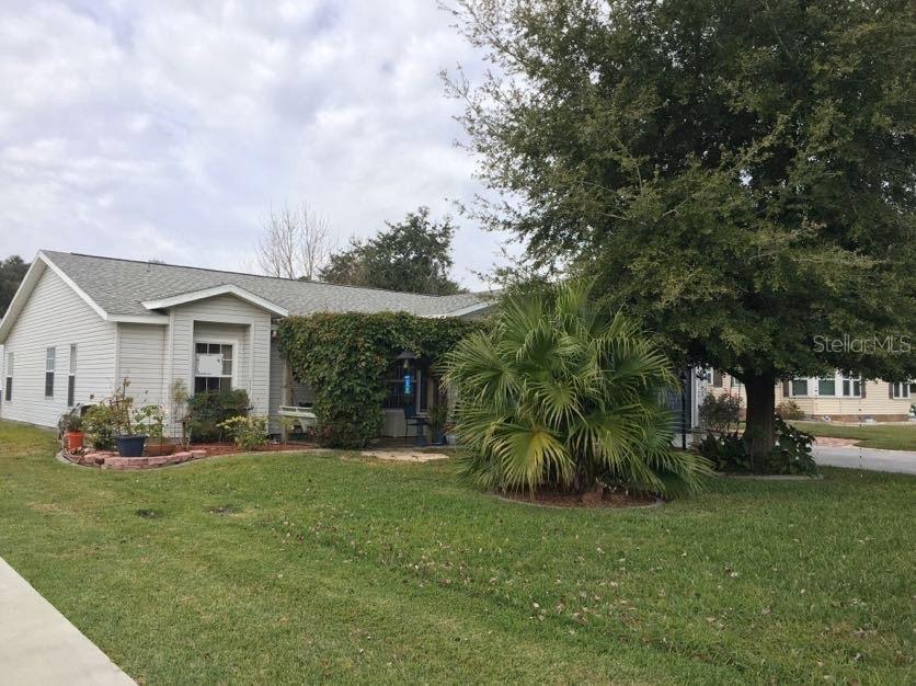 25045 Betton Hill, Leesburg, FL 34748