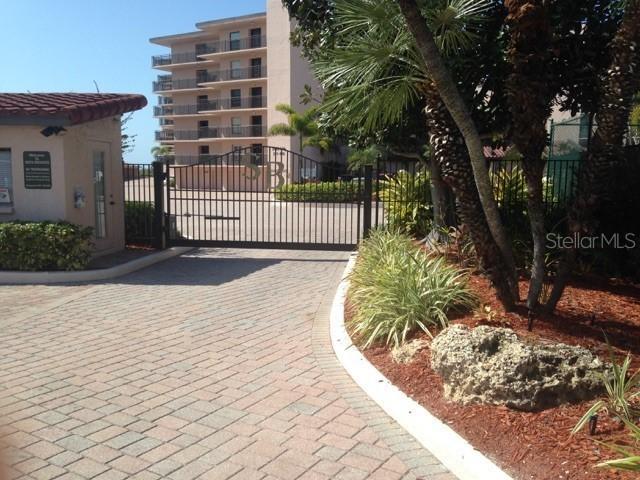 6480 Midnight Pass Rd. #413, Sarasota, FL 34242