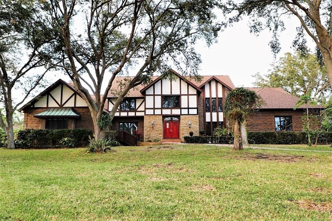 316 77th St., Bradenton, FL 34209