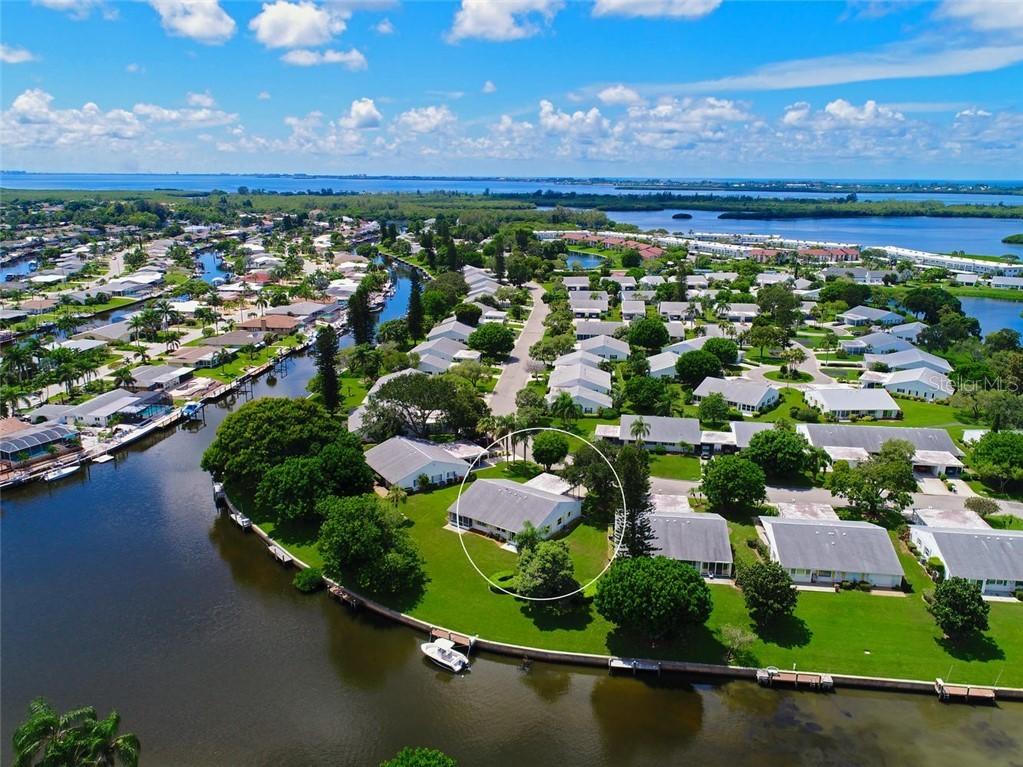 4425 Mount Vernon Dr., Bradenton, FL 34210