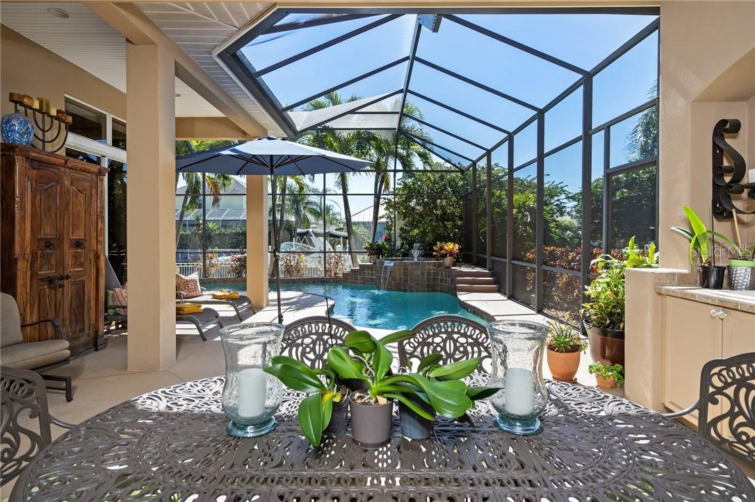 4758 Mainsail Dr., Bradenton, FL 34208