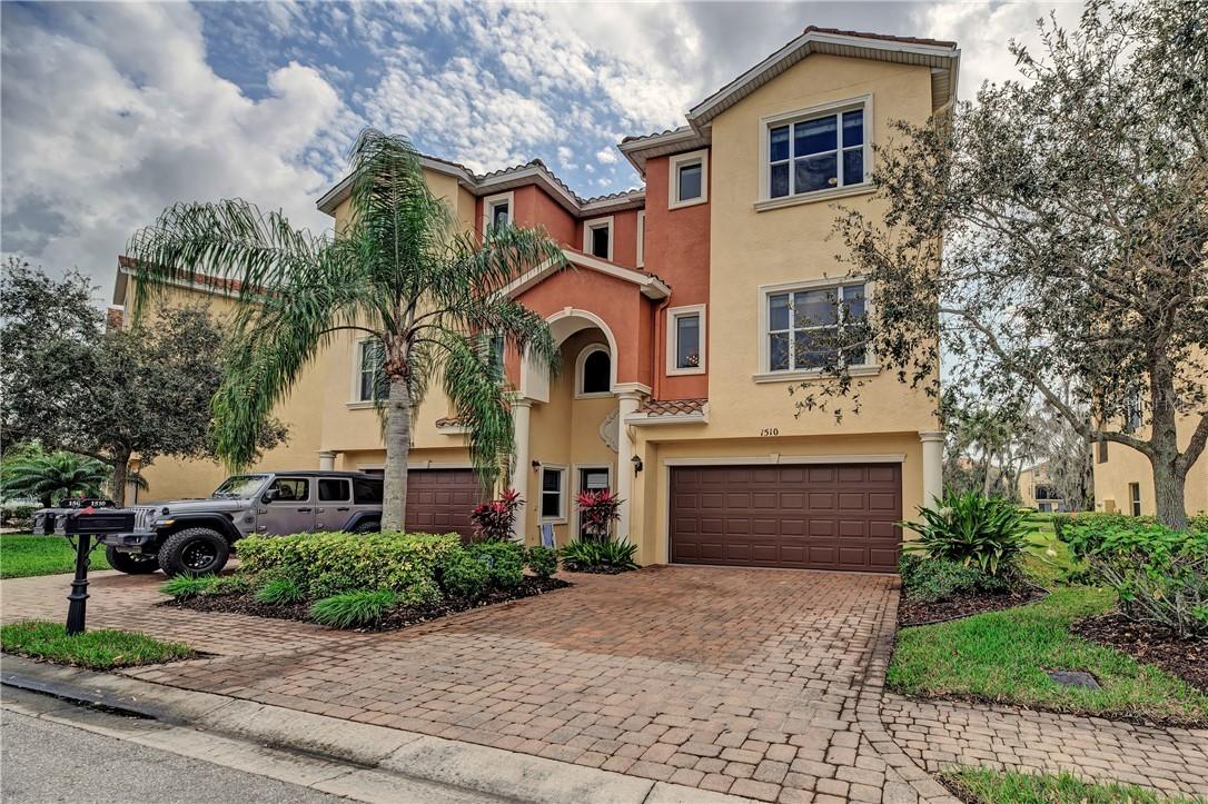1510 3rd Street Cir., Palmetto, FL 34221