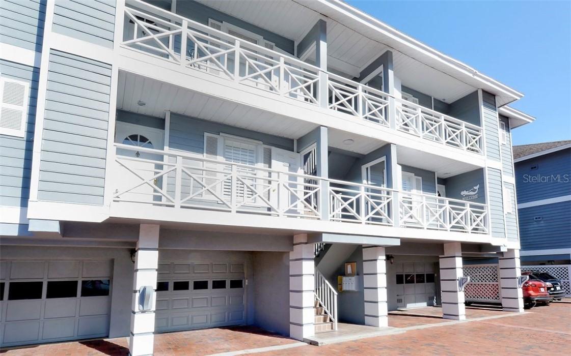 1552 Stickney Point Rd. #403, Sarasota, FL 34231