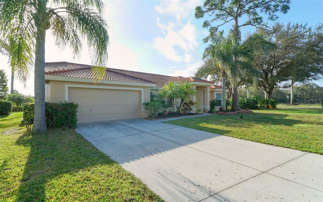 6959 Stetson Street Cir., Sarasota, FL 34243