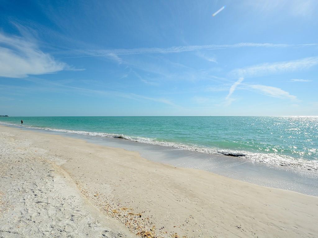 5635 Gulf Of Mexico Dr. #105, Longboat Key, FL 34228