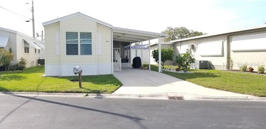 24 Shady Ln., Palmetto, FL 34221