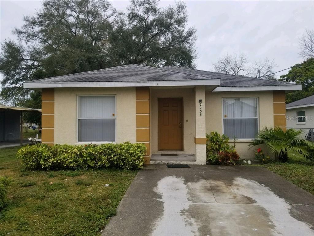 2205 2nd Ave., Palmetto, FL 34221