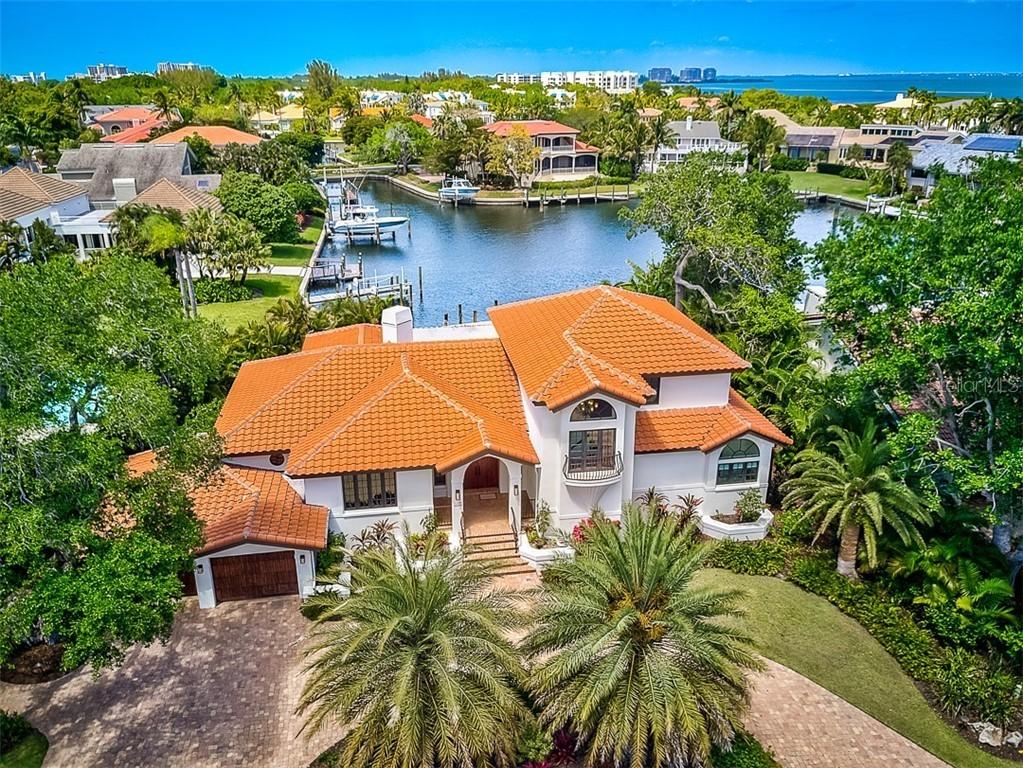 511 Harbor Point Rd., Longboat Key, FL 34228