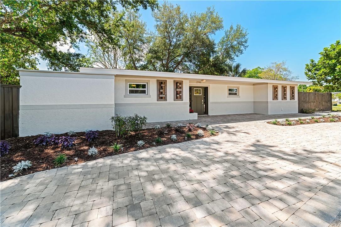 2746 Hibiscus St., Sarasota, FL 34239