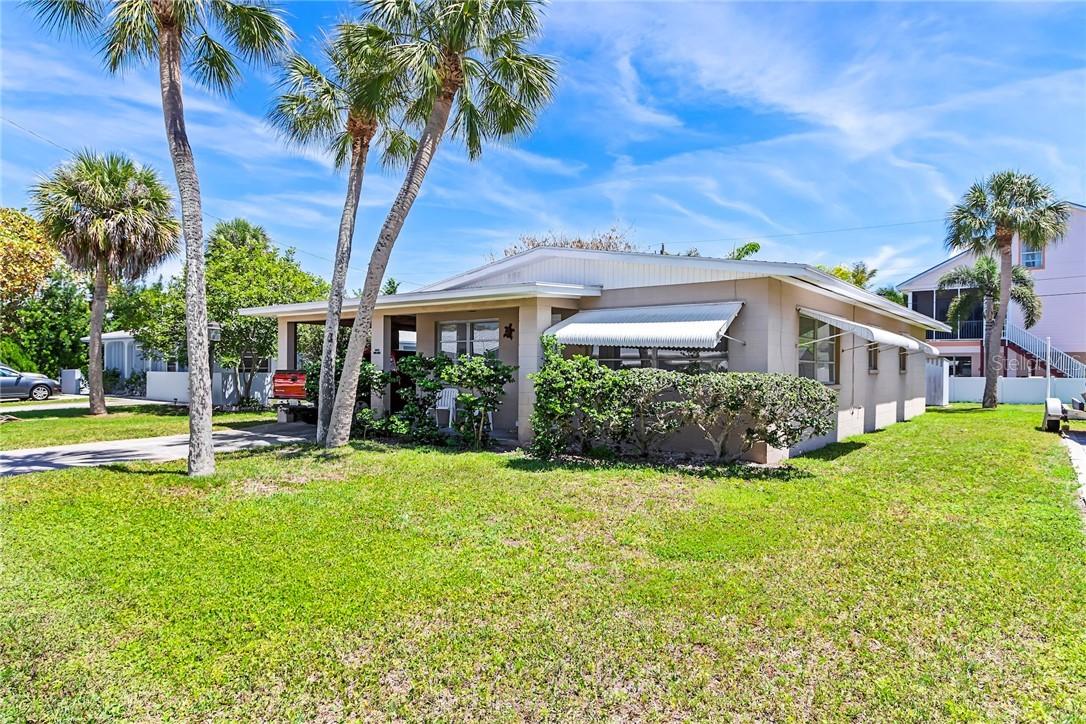 207 67th St., Holmes Beach, FL 34217
