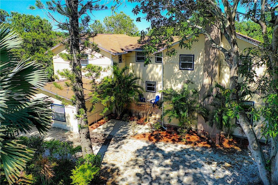 703 71st St., Bradenton, FL 34209