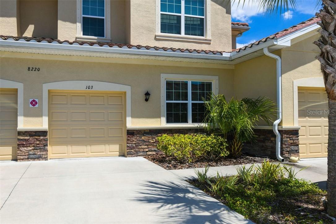 8220 Enclave Way #103, Sarasota, FL 34243