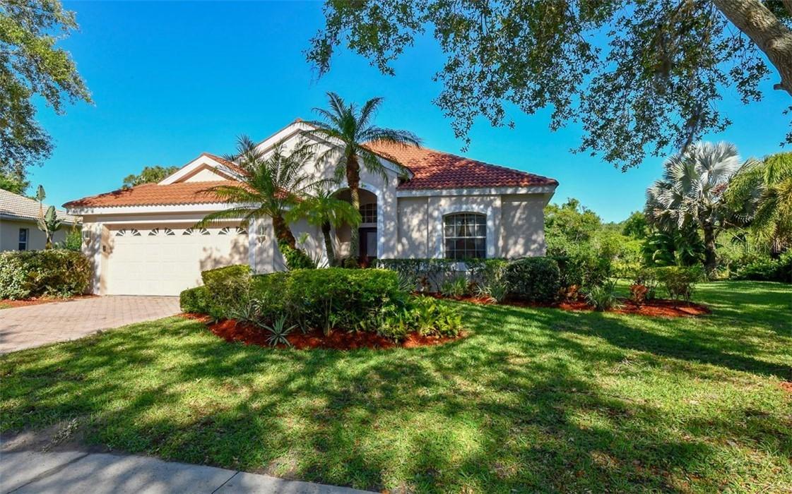 6409 Grand Point Ave., University Park, FL 34201