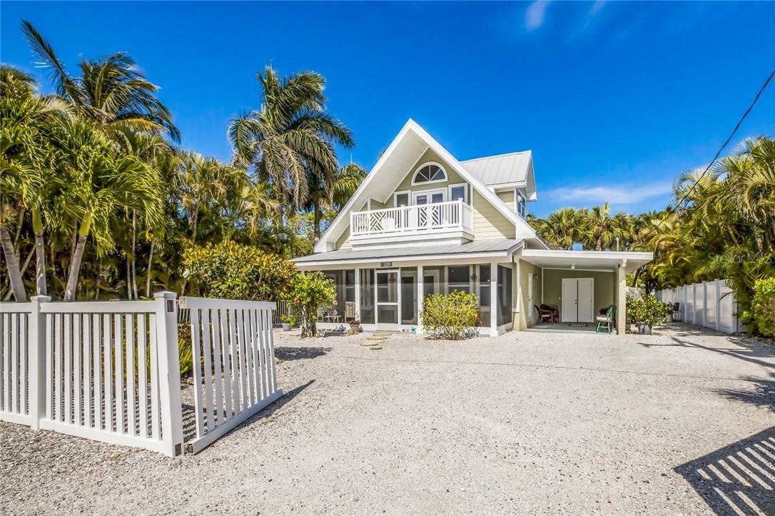 5621 Gulf Dr., Holmes Beach, FL 34217