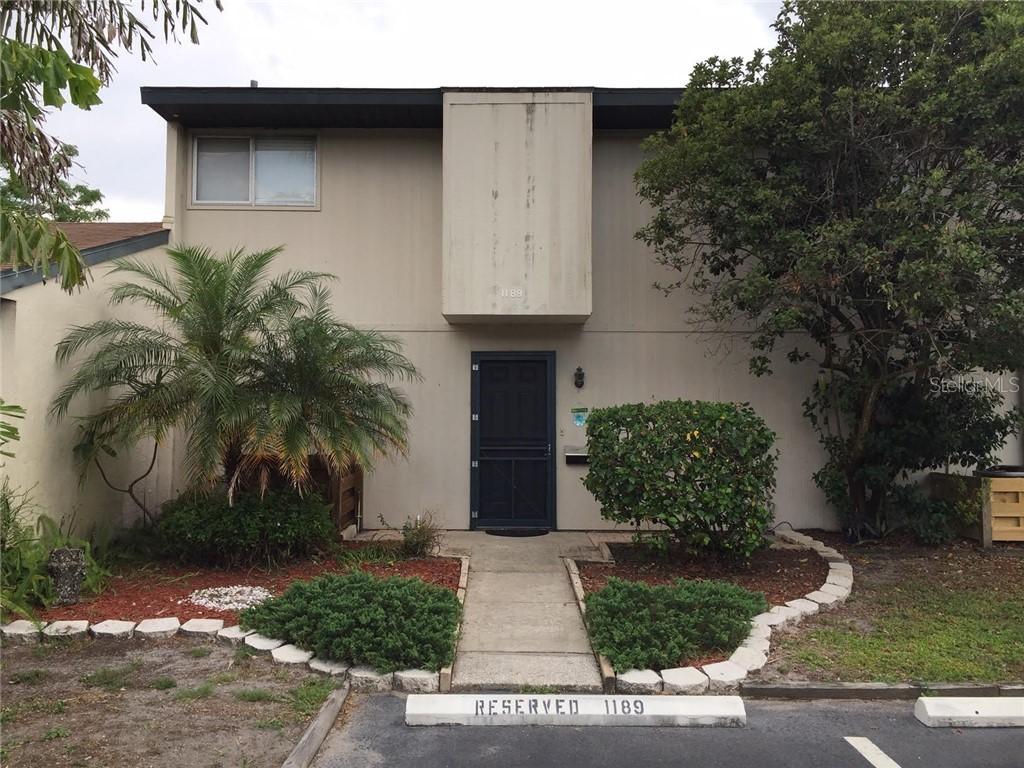 1189 Longfellow Way, Sarasota, FL 34243