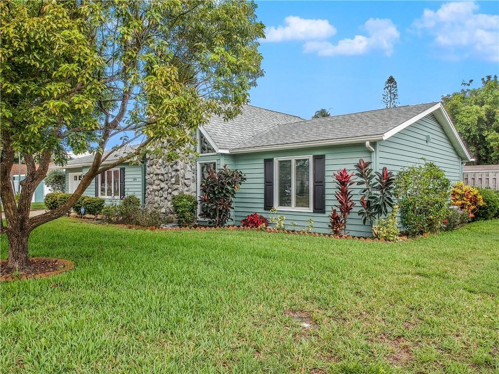 5304 1st Avenue Dr Nw, Bradenton, FL 34209