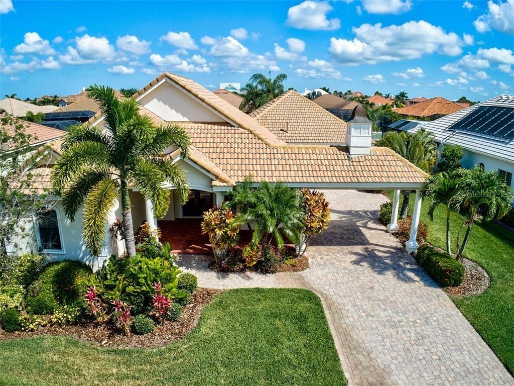 4725 Mainsail Dr., Bradenton, FL 34208