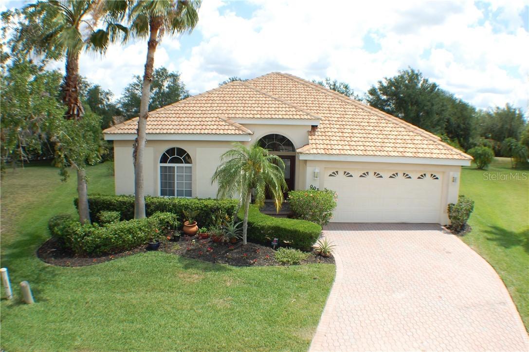 7003 Bridle Path Ct., University Park, FL 34201
