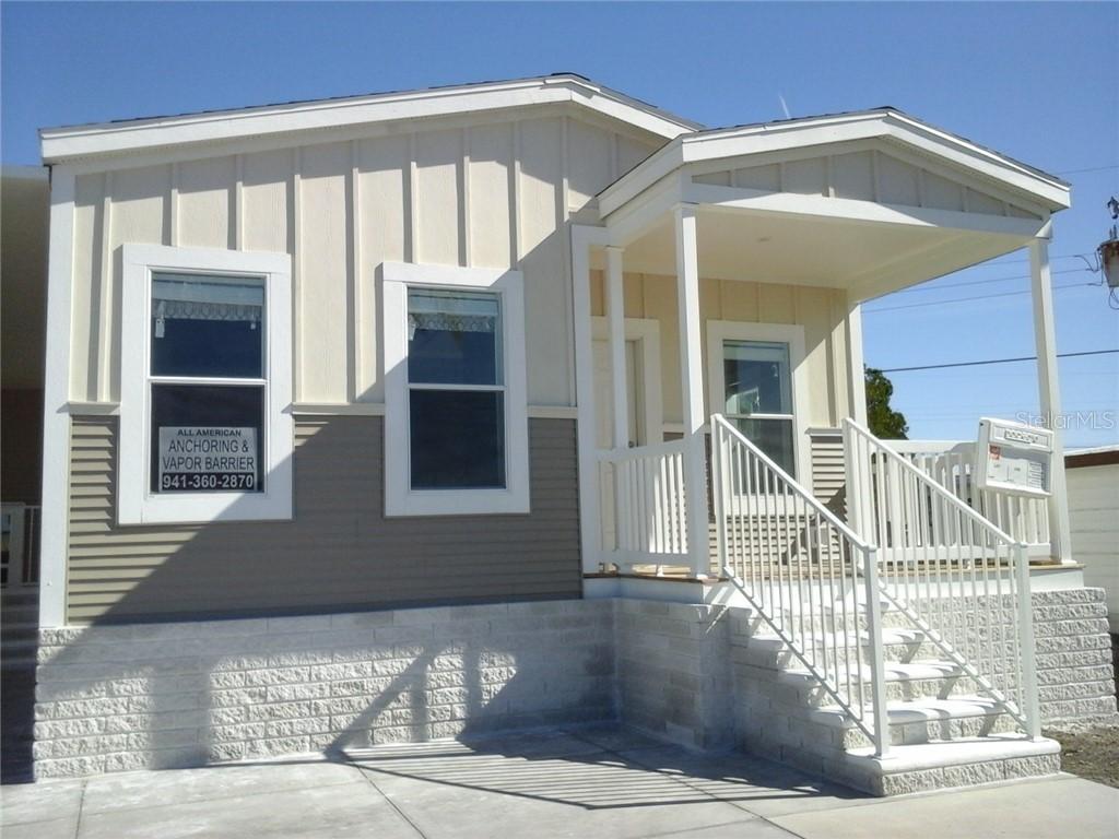 329 Blackburn Blvd., North Port, FL 34287