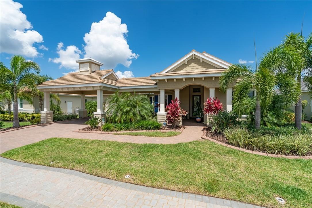 556 Mast Dr., Bradenton, FL 34208