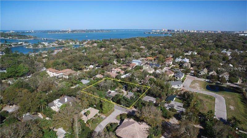 1521 Bay Rd., Sarasota, FL 34239