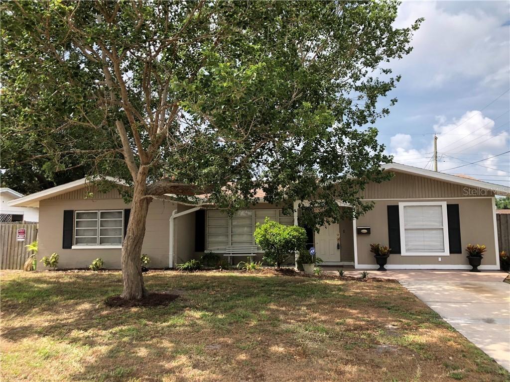 1805 W 16th Avenue Dr., Bradenton, FL 34205
