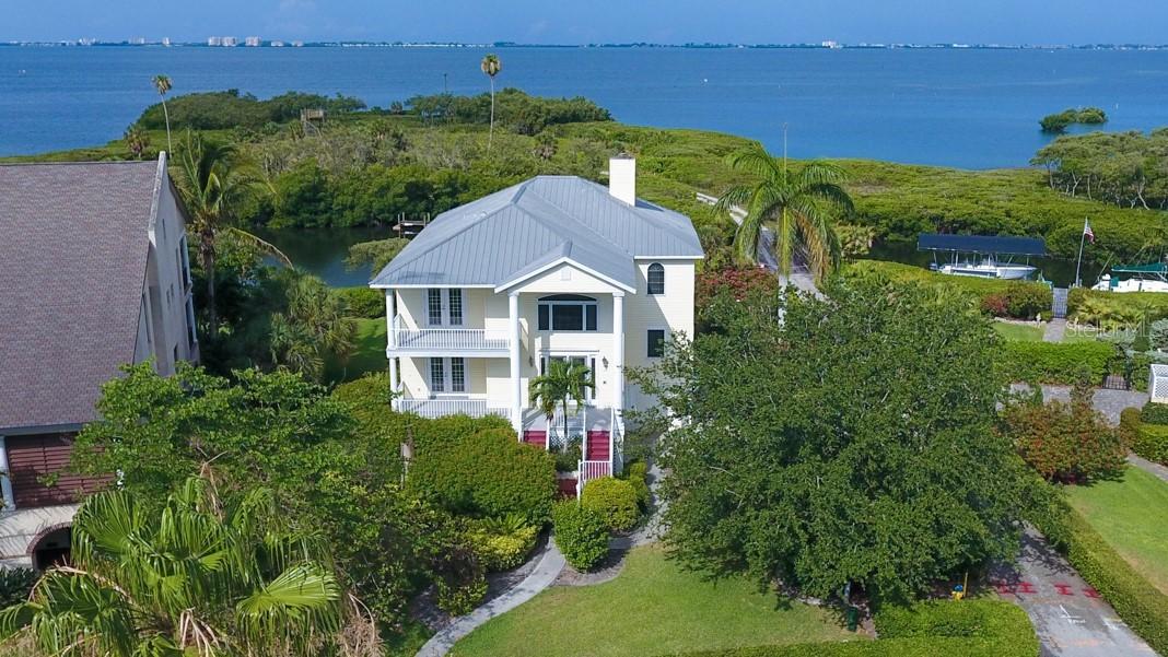 7040 Hawks Harbor Cir., Bradenton, FL 34207