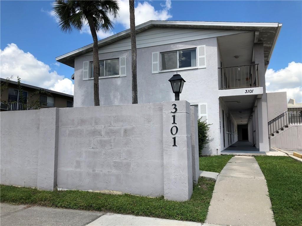 3101 Bee Ridge Rd. #105, Sarasota, FL 34239