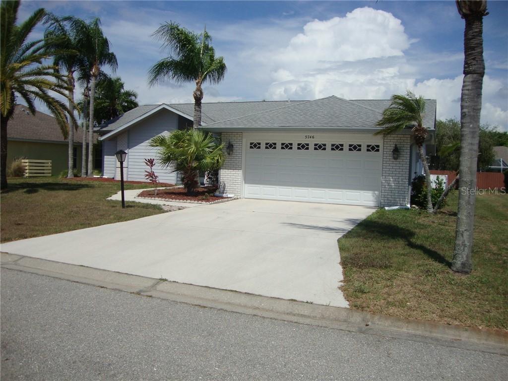 5746 39th Street Cir., Bradenton, FL 34203