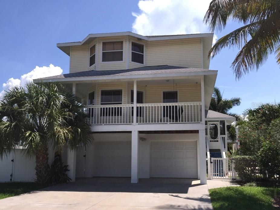 215 84th St., Holmes Beach, FL 34217