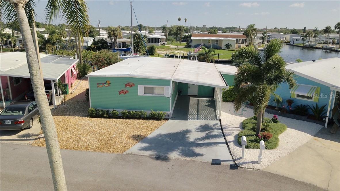 312 Bahama Dr., Palmetto, FL 34221