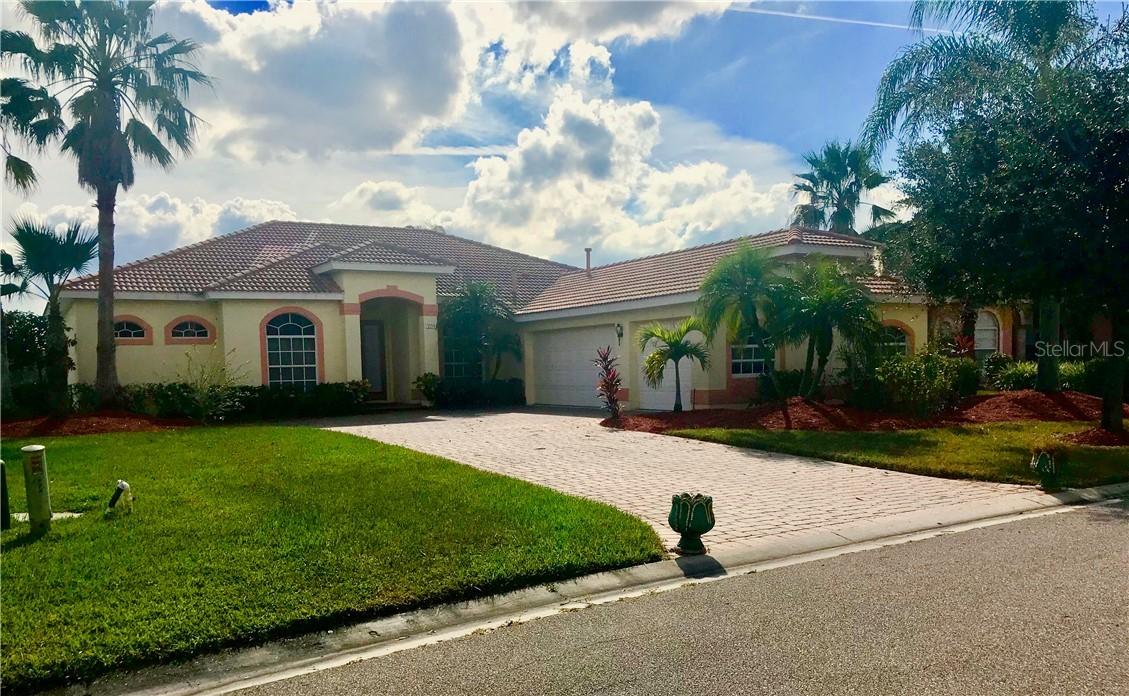 7554 Camden Harbour Dr., Bradenton, FL 34212