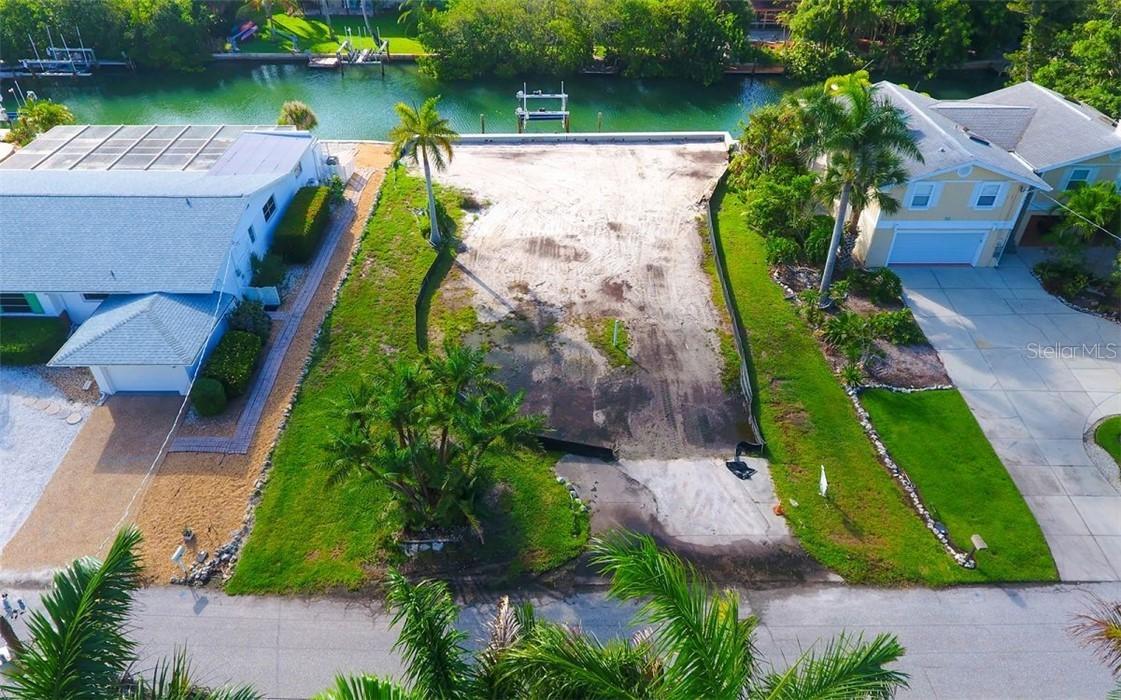 724 Marbury Ln., Longboat Key, FL 34228