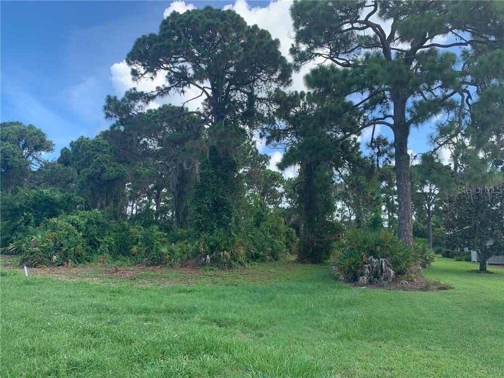 Park Place Dr., Englewood, FL 34223