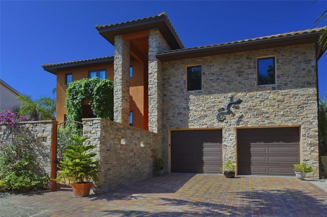 795 Marbury Ln., Longboat Key, FL 34228