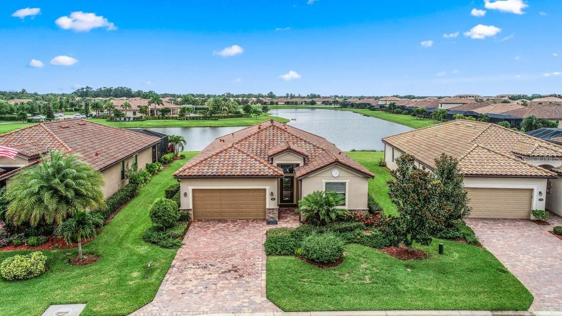 120 Sweet Tree St., Bradenton, FL 34212