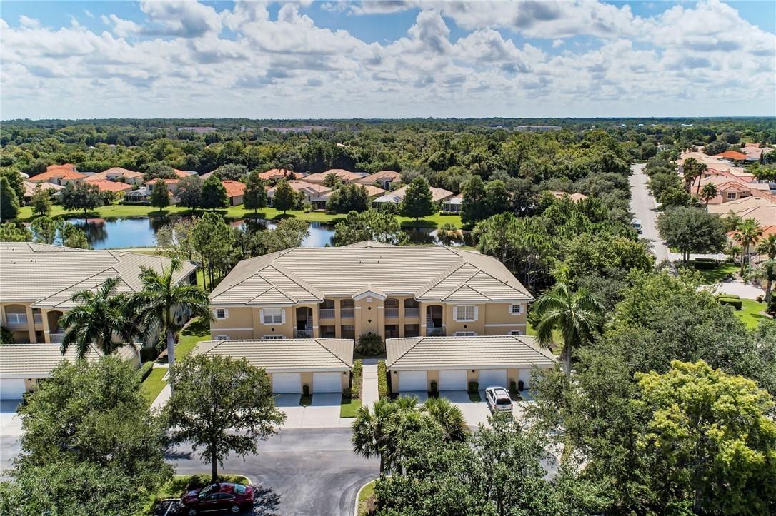 6366 Grand Oak Cir. #101, Bradenton, FL 34203