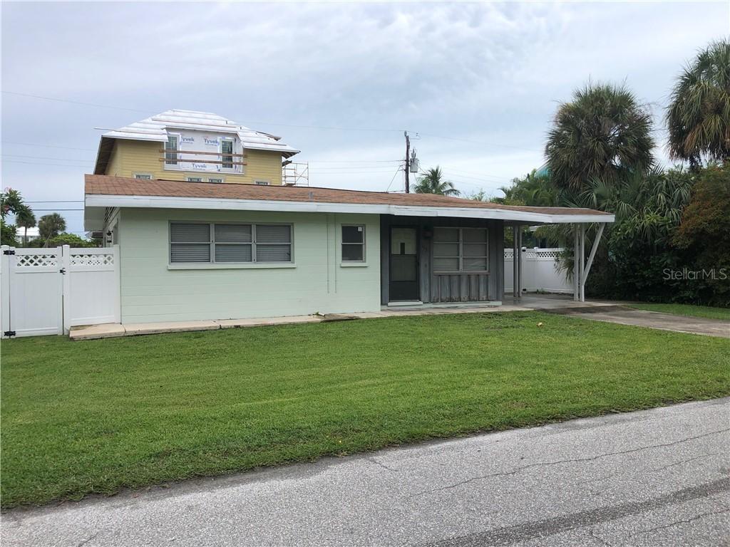 115 81st St., Holmes Beach, FL 34217