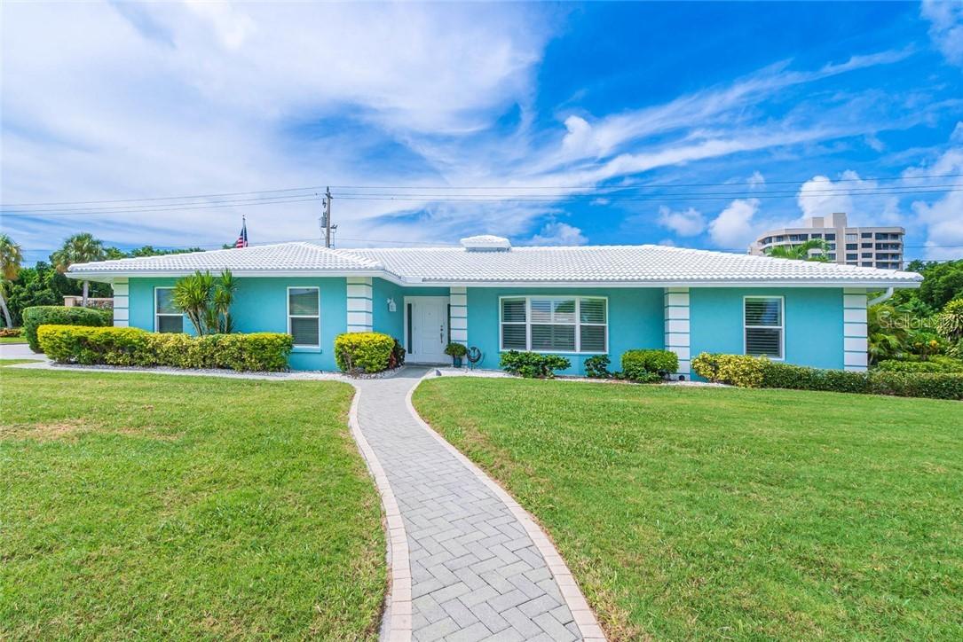 1150 Bogey Ln., Longboat Key, FL 34228